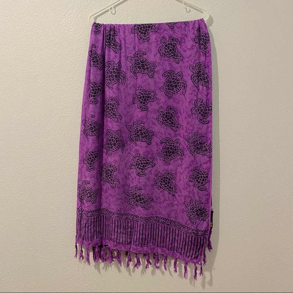 Dancing Gecko Purple Sarong